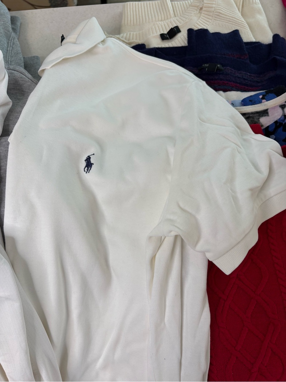Closet Clean Out Women’s 13 Shirts/ Great For Resellers - Picture 5 of 16